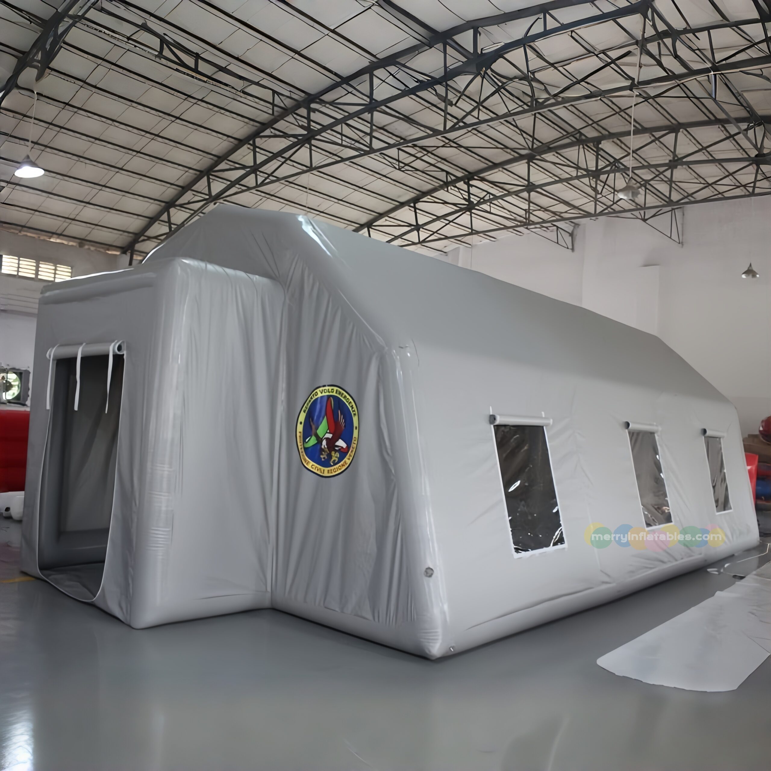 gray blow up tent 2