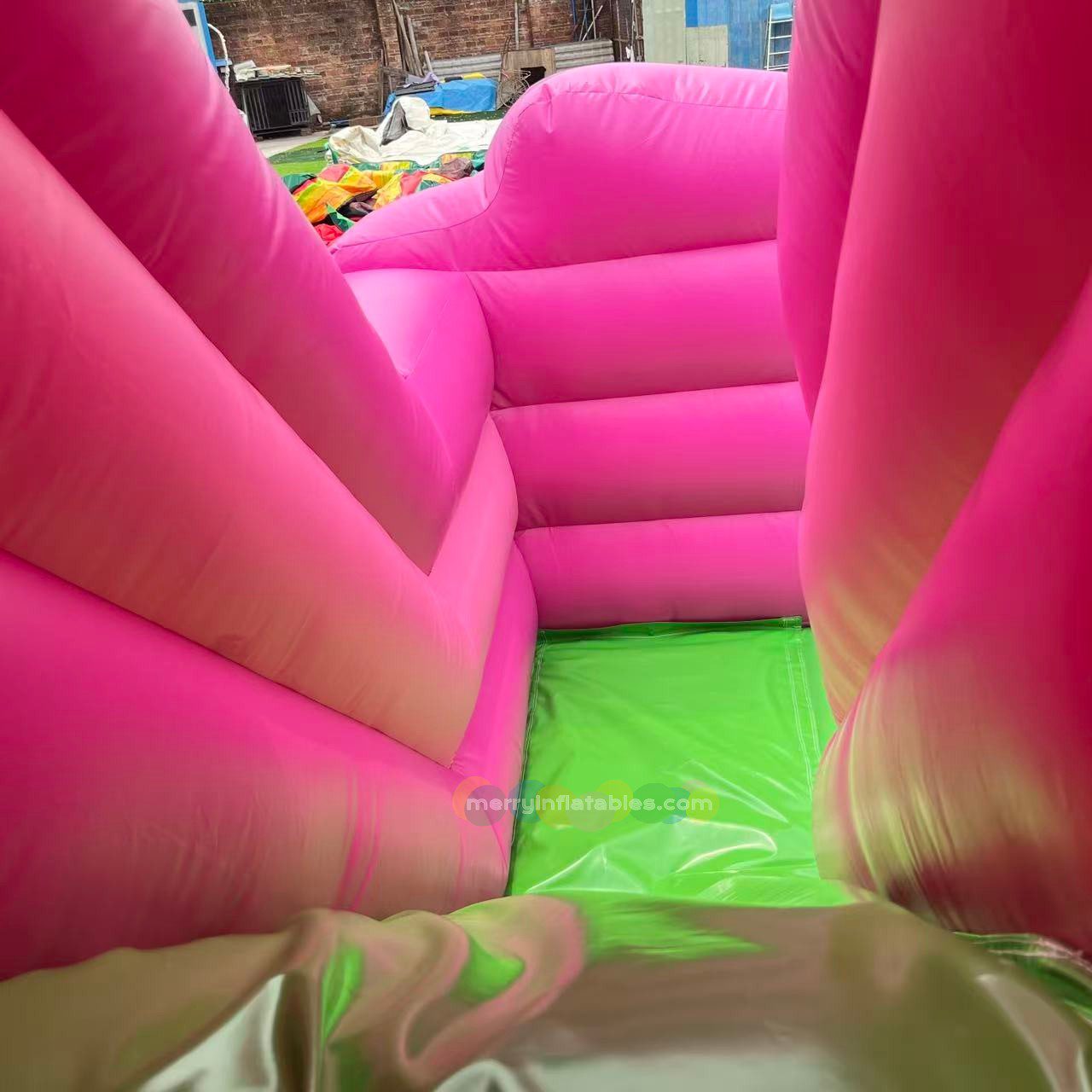 Peppa pig bouncy 1